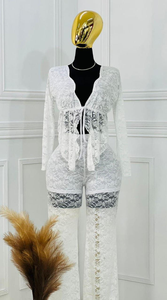 Conjunto de encajes blanco